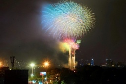 Trực tiếp: Thế giới và Việt Nam bước sang năm mới 2026