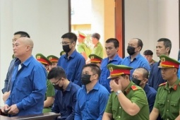 Vì sao súng, đạn trong vụ Bình “kiểm” chưa bị tiêu hủy ngay?