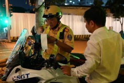 Vì sao gần 1.390 ô tô, 240.000 xe máy bị CSGT TPHCM tạm giữ trong năm qua?