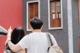 Nhà tân hôn nhưng sổ đỏ đứng tên chị chồng: 'Cú đòn' khiến tôi tỉnh ngộ trước hôn nhân