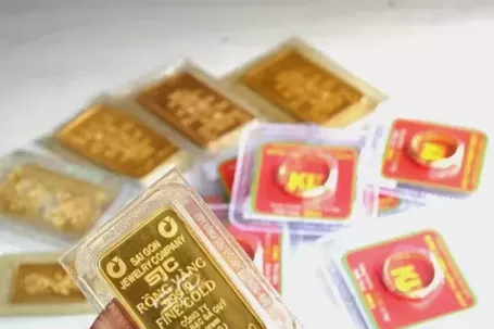 Giá vàng miếng giảm mạnh hơn vàng nhẫn