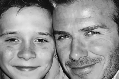 David Beckham đăng ảnh với Brooklyn