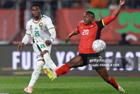 Video bóng đá Mozambique - Cameroon: Đội Mbeumo ngược dòng lấy "vé vàng" (CAN Cup)