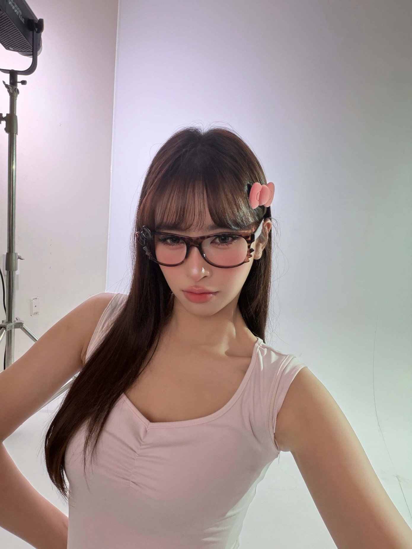 Dàn Hoa hậu rủ nhau để tóc mái thưa: Đỗ Thị Hà ngọt ngào, Thanh Thủy trẻ trung - 7