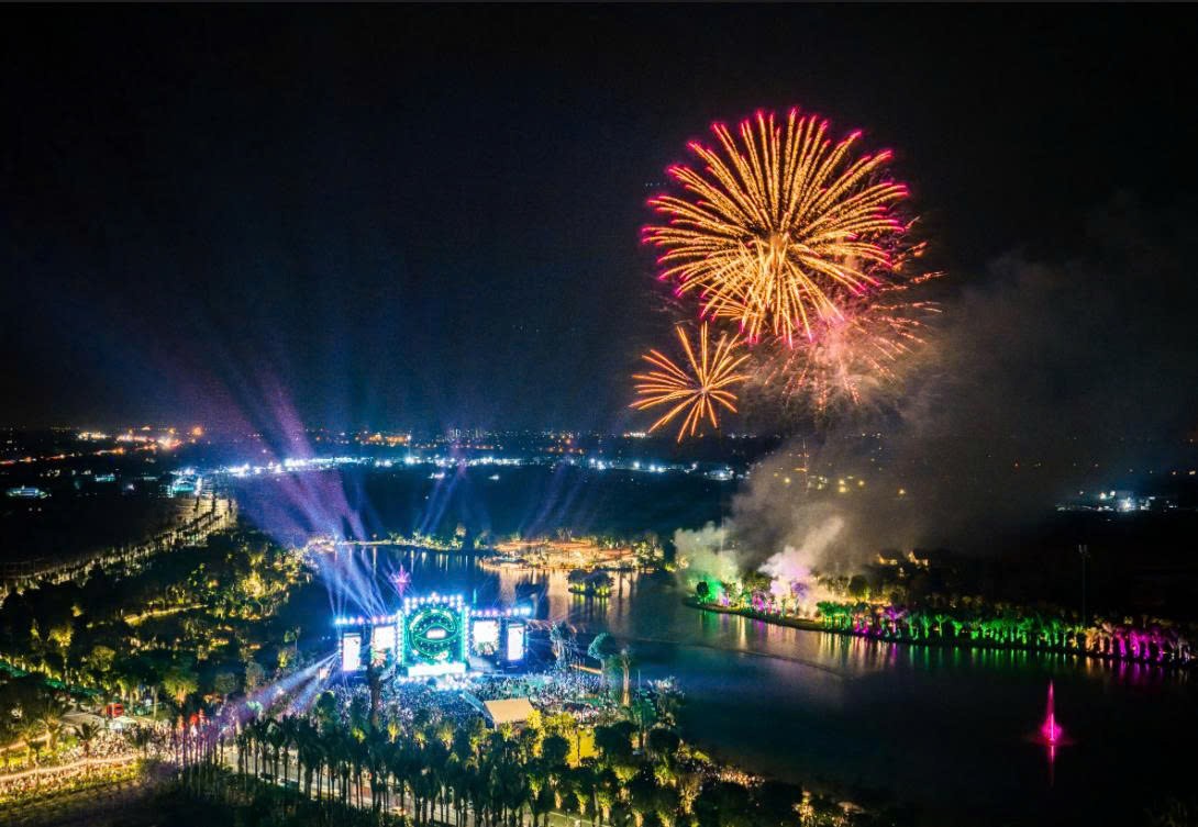 Chào năm mới giữa xanh tươi tại đại nhạc hội Countdown 2026 khắp ba miền của Ecopark - 11