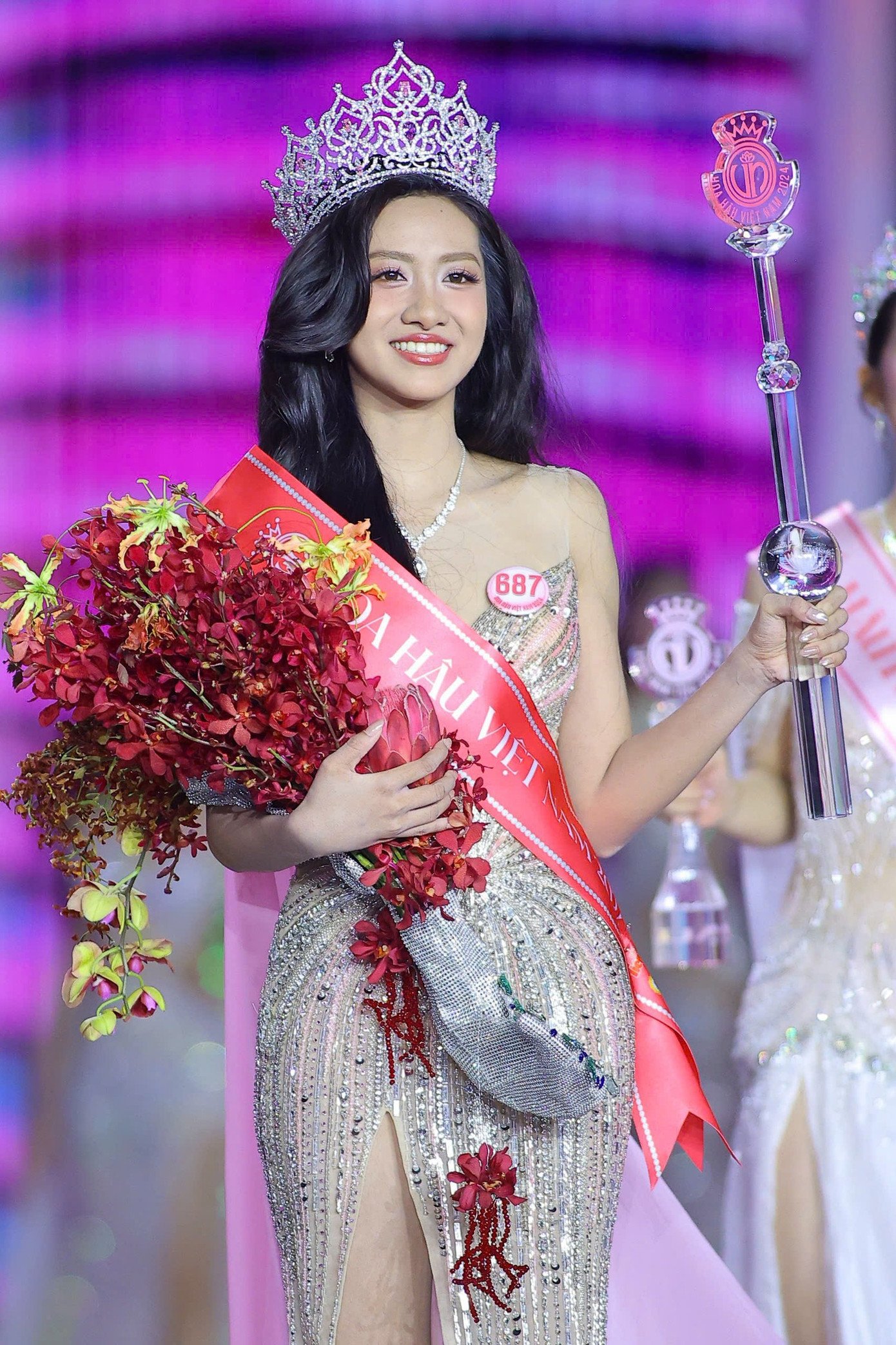 Năm 2025 đầy ý nghĩa và hành trình thăng hạng nhan sắc của Hoa hậu Hà Trúc Linh - 2