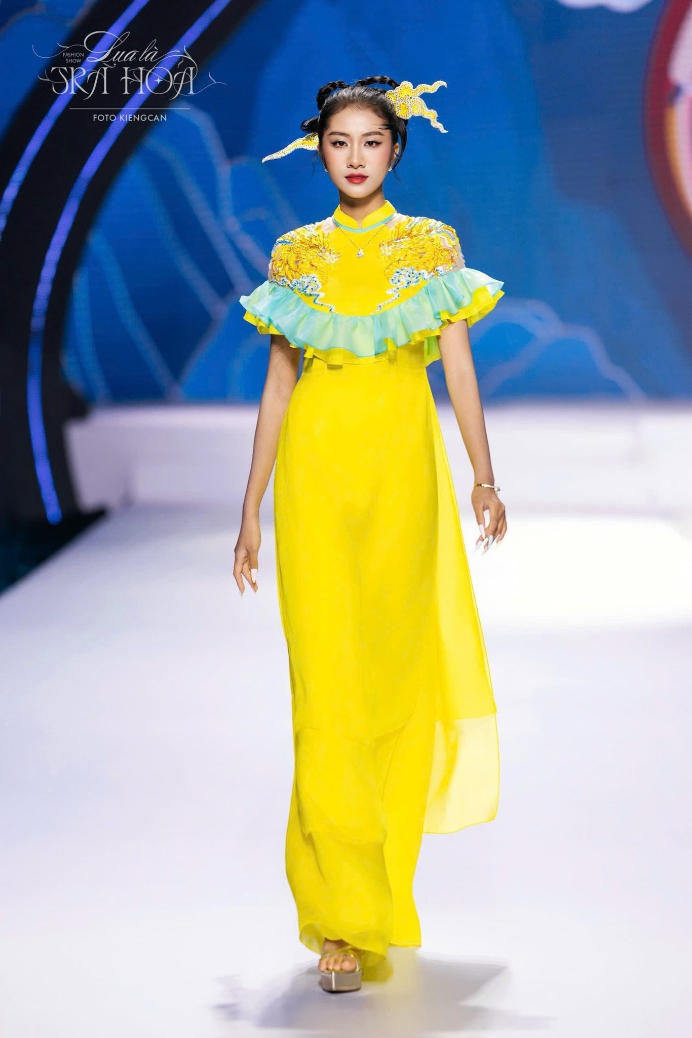 Năm 2025 đầy ý nghĩa và hành trình thăng hạng nhan sắc của Hoa hậu Hà Trúc Linh - 16