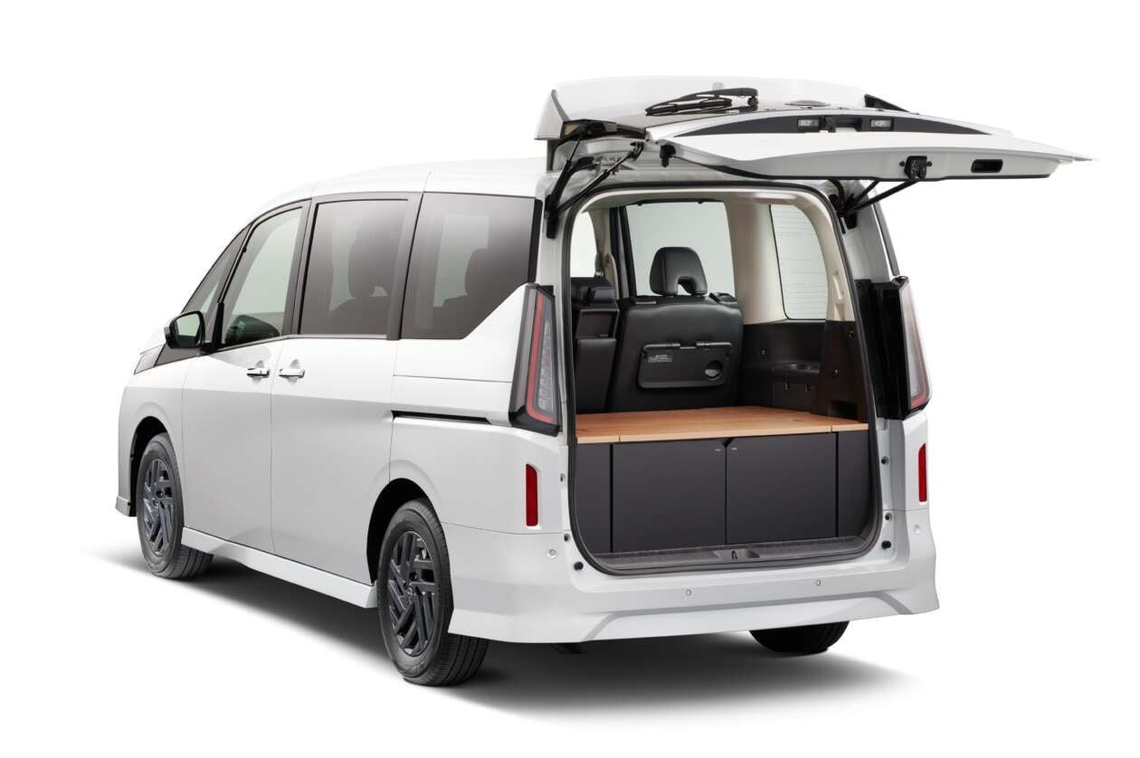 Nissan Serena bản nâng cấp ra mắt toàn cầu - 2