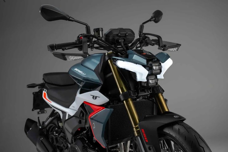 Benelli TNT 550: Mẫu naked-bike mới khiến thị trường "dậy sóng" - 2