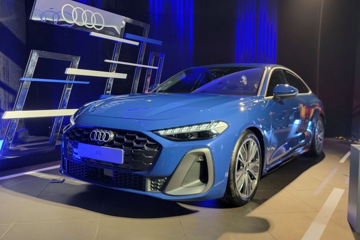Audi A5 bản mới ra mắt thị trường Việt Nam năm 2025.