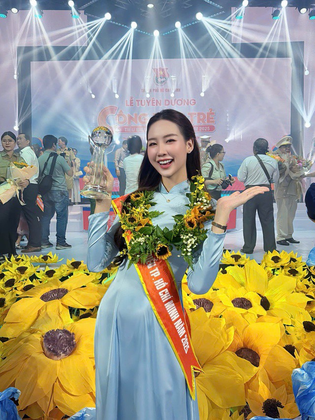 Hoa hậu Lê Nguyễn Bảo Ngọc được vinh danh Công dân trẻ tiêu biểu TP. Hồ Chí Minh năm 2025.