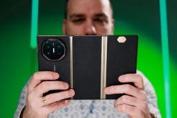 Đây là vấn đề trên smartphone màn hình gập, khiến các "ông lớn" đau đầu