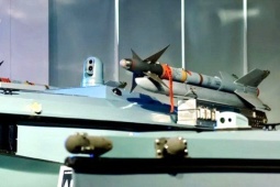 UAV mang tên lửa của Ukraine khiến trực thăng Nga không dám áp sát?