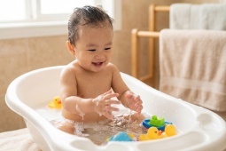 Thu hồi lô nước tắm gội trẻ em do không đạt chỉ tiêu vi sinh: Thông tin cần lưu ý cho người tiêu dùng