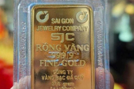 Giá vàng hôm nay (2/1): Giảm sâu 7 triệu đồng/lượng so với "đỉnh", thấp nhất 5 tuần qua