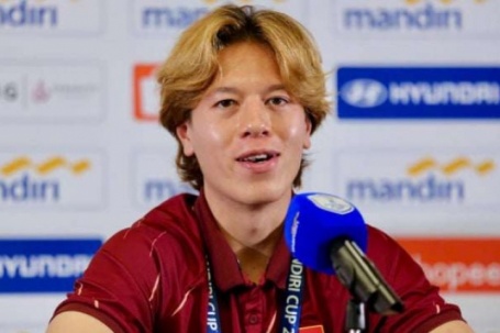 Viktor Lê - cầu thủ Việt kiều đầu tiên sở hữu tấm HCV bóng đá nam là ai?