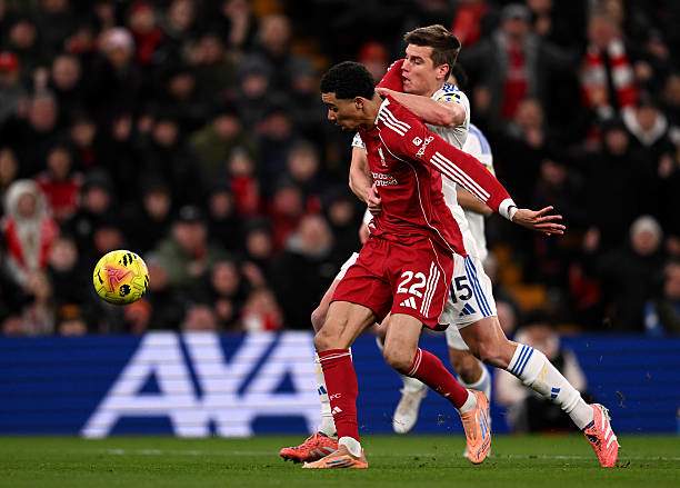 Trực tiếp bóng đá Liverpool - Leeds United: Khách tử thủ thành công (Ngoại hạng Anh) (Hết giờ) - 4