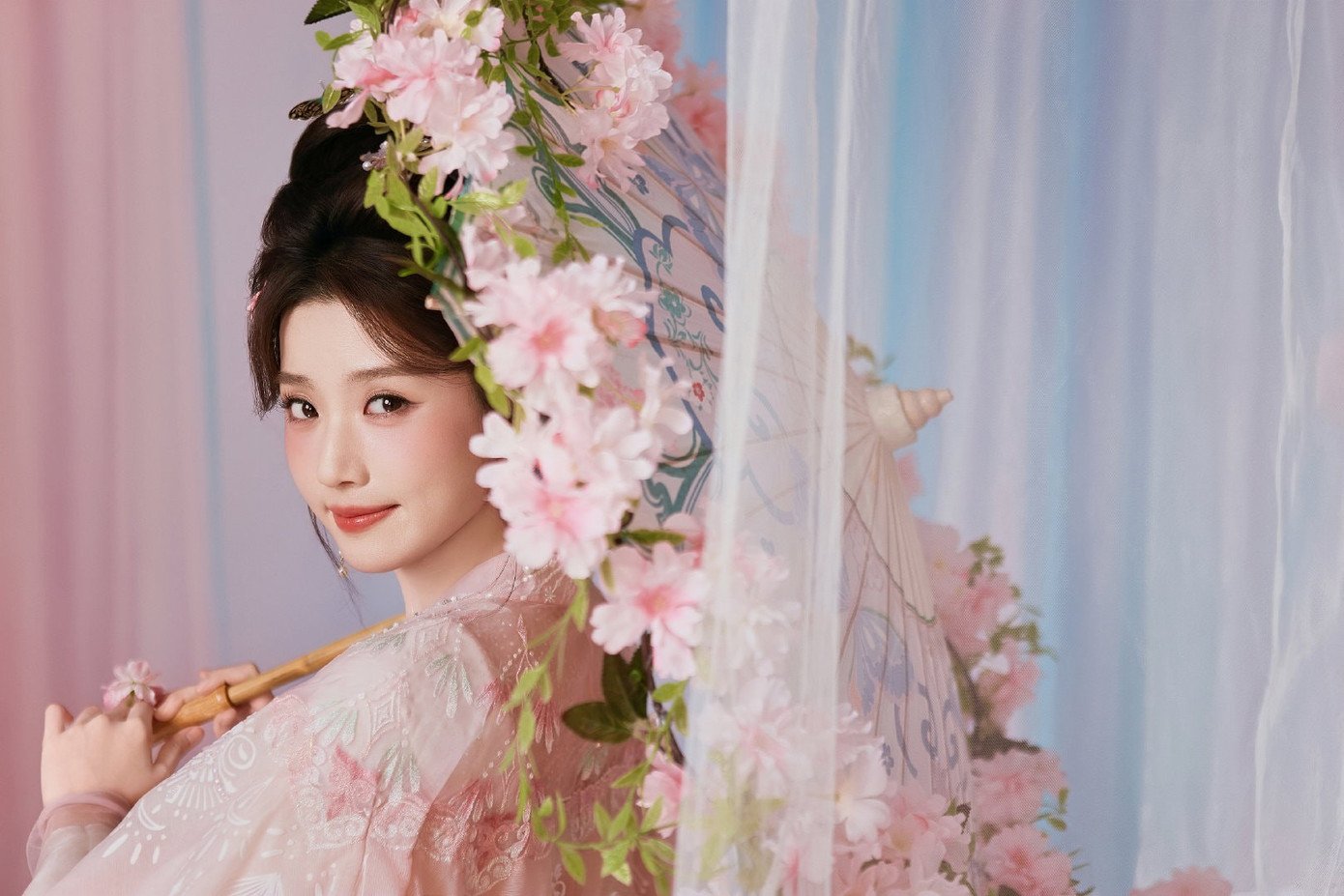 Sao Hoa ngữ có màn lột xác đỉnh cao: Từ "lỗ hổng visual" thành xinh như tiên nữ - 14