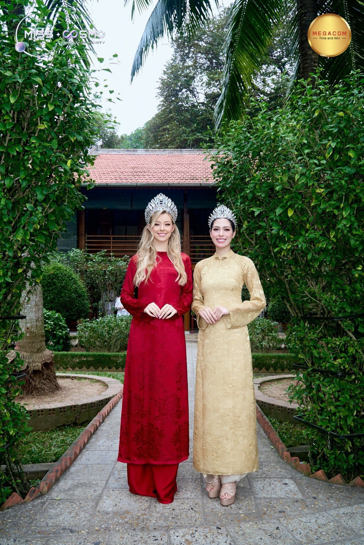 Top 2 Miss Cosmo 2025 diện áo dài và áo bà ba trong hành trình media tour - 6
