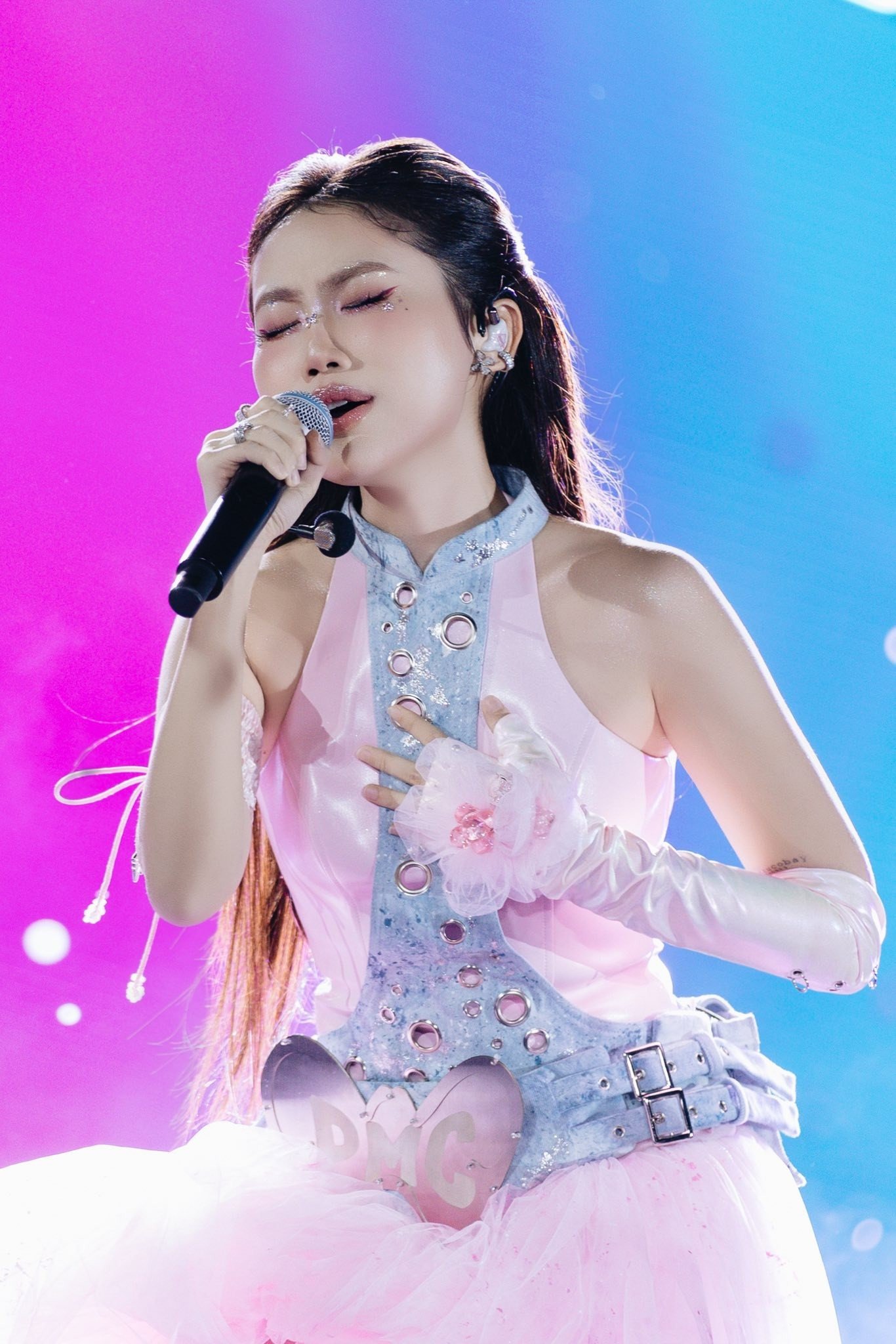 9 cái tên đang thống trị nhạc Việt trước thềm 2026 - 8