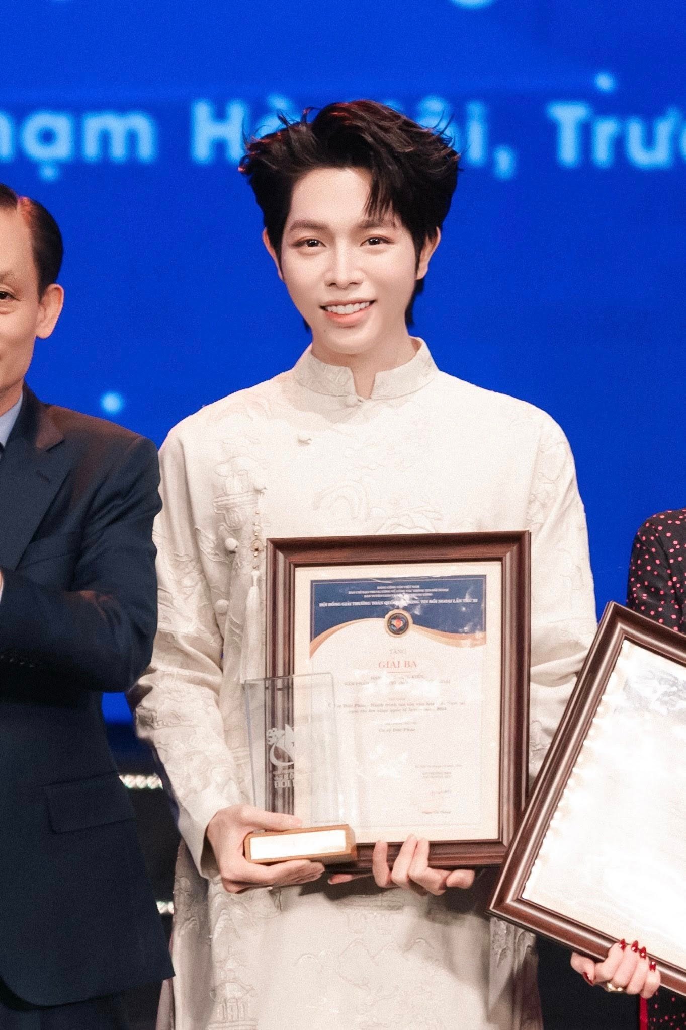 9 cái tên đang thống trị nhạc Việt trước thềm 2026 - 21