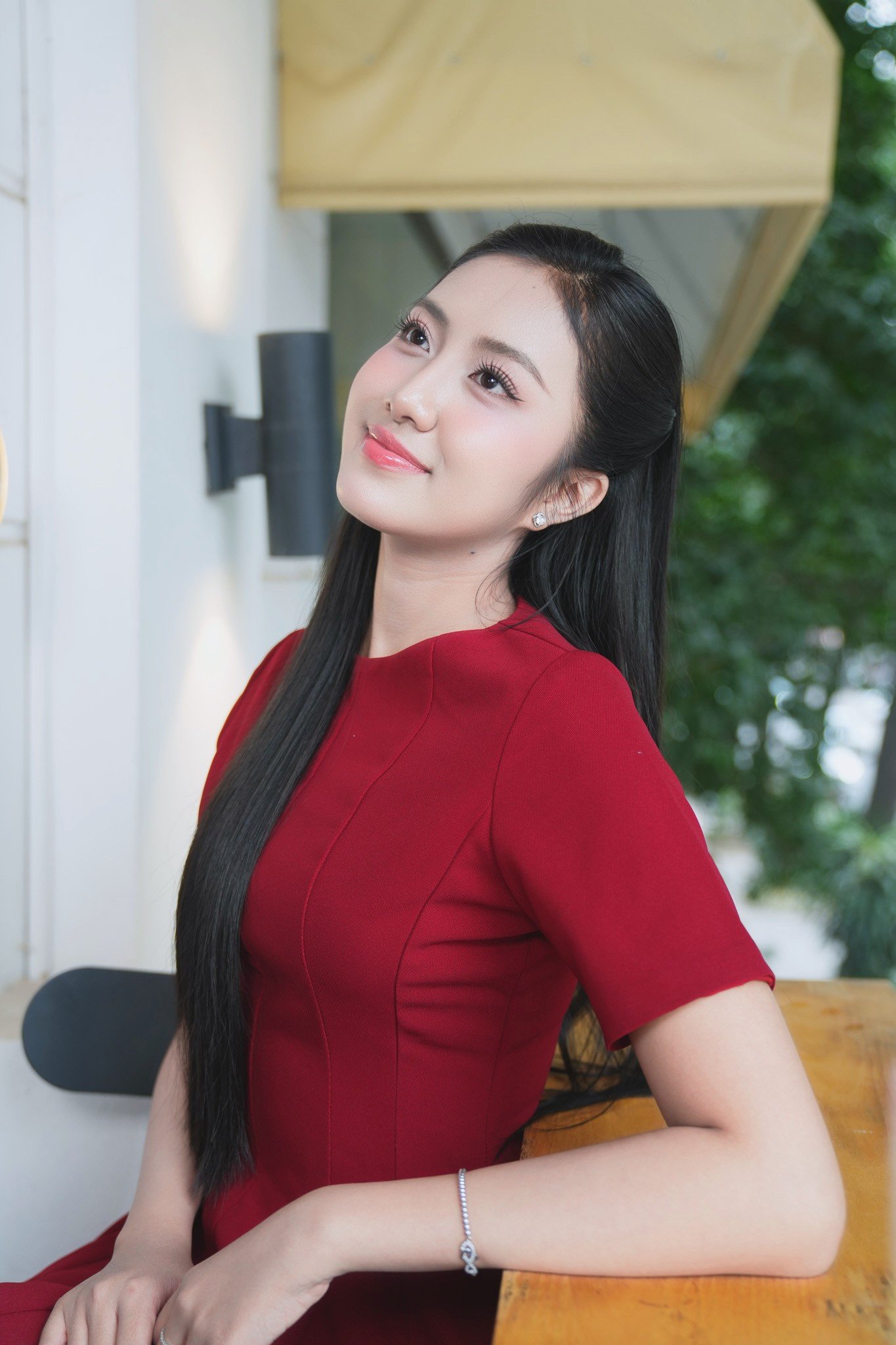 Hà Trúc Linh: 'Tôi đã phụ giúp bố mẹ những khoản tiền vừa sức' - 3