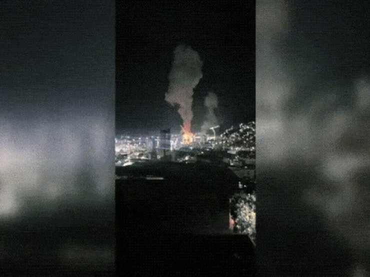 Thủ đô Venezuela vang động vì nhiều tiếng nổ và tiếng máy bay tầm thấp