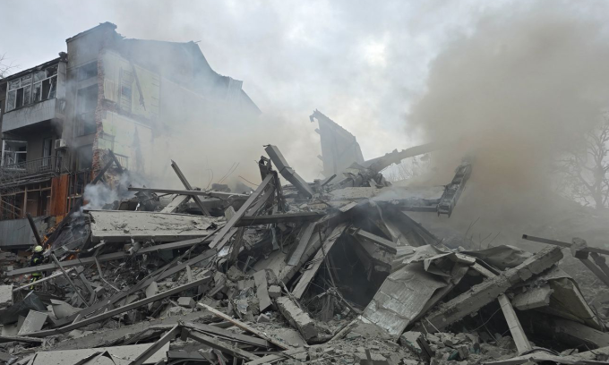 Ukraine cáo buộc Nga tập kích tên lửa đạn đạo vào trung tâm Kharkov - 1