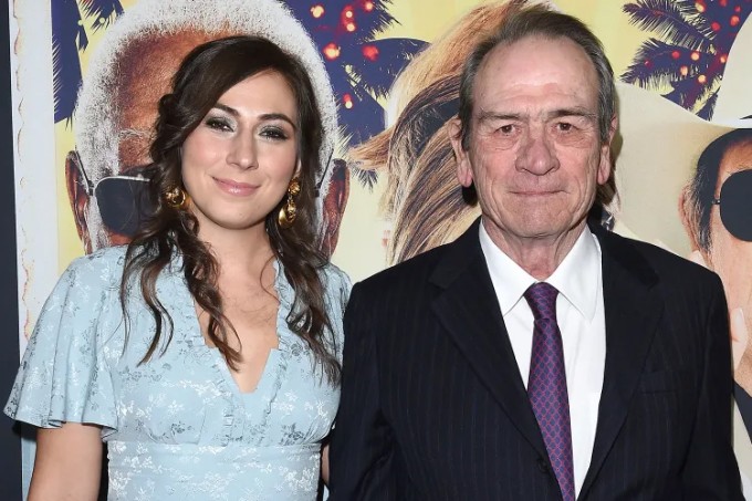 Tommy Lee Jones và con gái Victoria Jones. Ảnh: FilmMagic