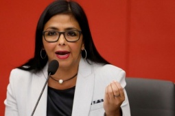 Venezuela yêu cầu bằng chứng Tổng thống Maduro và phu nhân còn sống