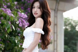 Bạn gái tiền vệ Trần Minh Vương: Là người mẫu nổi tiếng, nhan sắc "chim sa cá lặn"