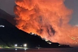 Bất chấp Tổng thống Venezuela Maduro vừa tuyên bố sẵn sàng đàm phán với Mỹ, nhiều vụ nổ lớn đã xảy ra tại thủ đô Caracas