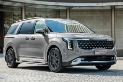 Kia Carnival có thêm bản giá mềm tại Việt Nam