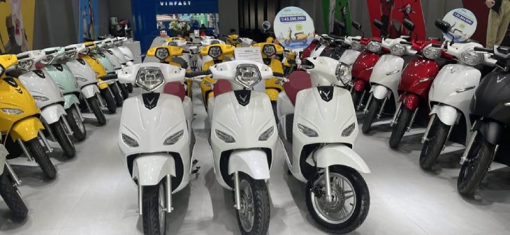 Giá xe máy điện VinFast tháng 1/2026, rẻ nhất từ 12 triệu đồng - 1