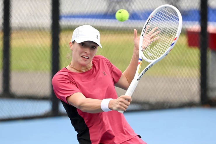 Swiatek không thích những cuộc đấu giữa nam và nữ