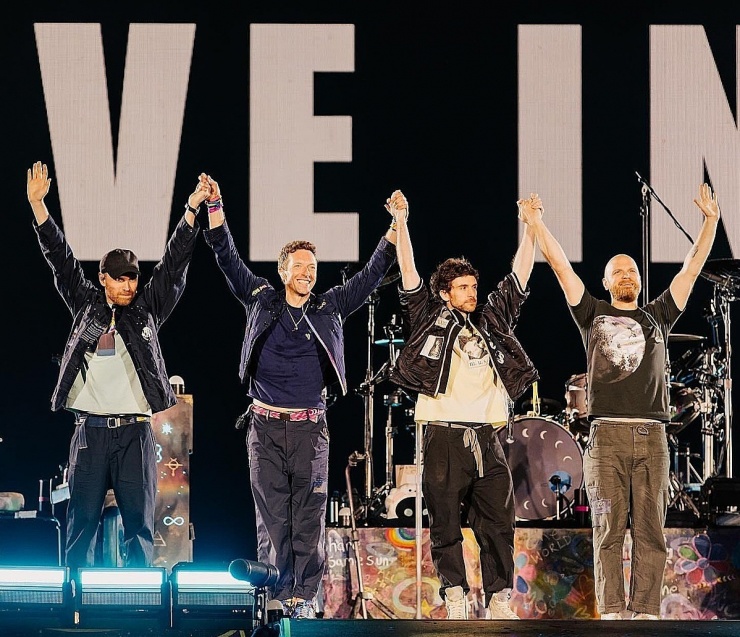 10 ca sĩ có thu nhập cao nhất thế giới - 5