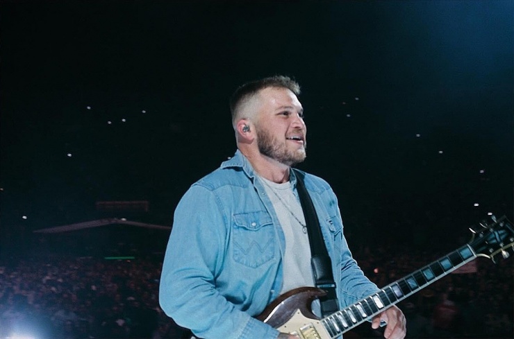 10 ca sĩ có thu nhập cao nhất thế giới - 9