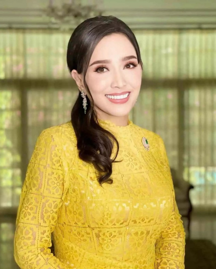 Nhan sắc "bất chấp thời gian" của Miss Universe 1965 ở độ tuổi U80.