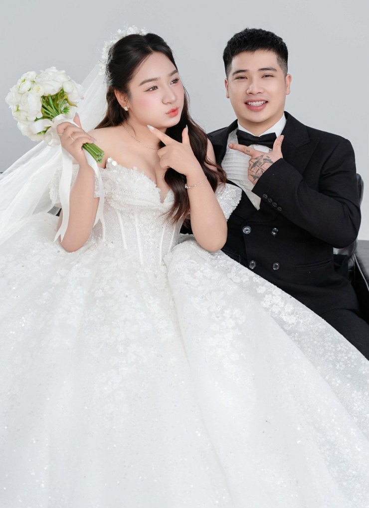 Cặp đôi có chuyện tình đẹp, vượt qua mọi rào cản&nbsp;