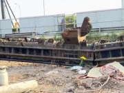 Trụ sắt lớn đè chết người tại dự án mở rộng cao tốc TPHCM - Long Thành