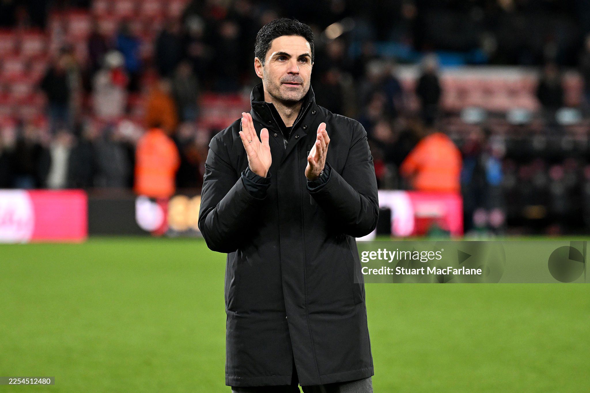 Mikel Arteta với "nghệ thuật hắc ám" đã thành thương hiệu