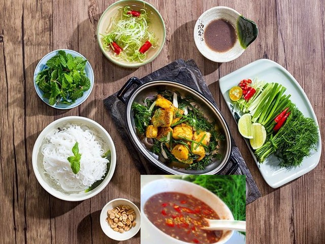 Mắm tôm là "chất" riêng của món chả cá Lã Vọng. Ảnh inteernet