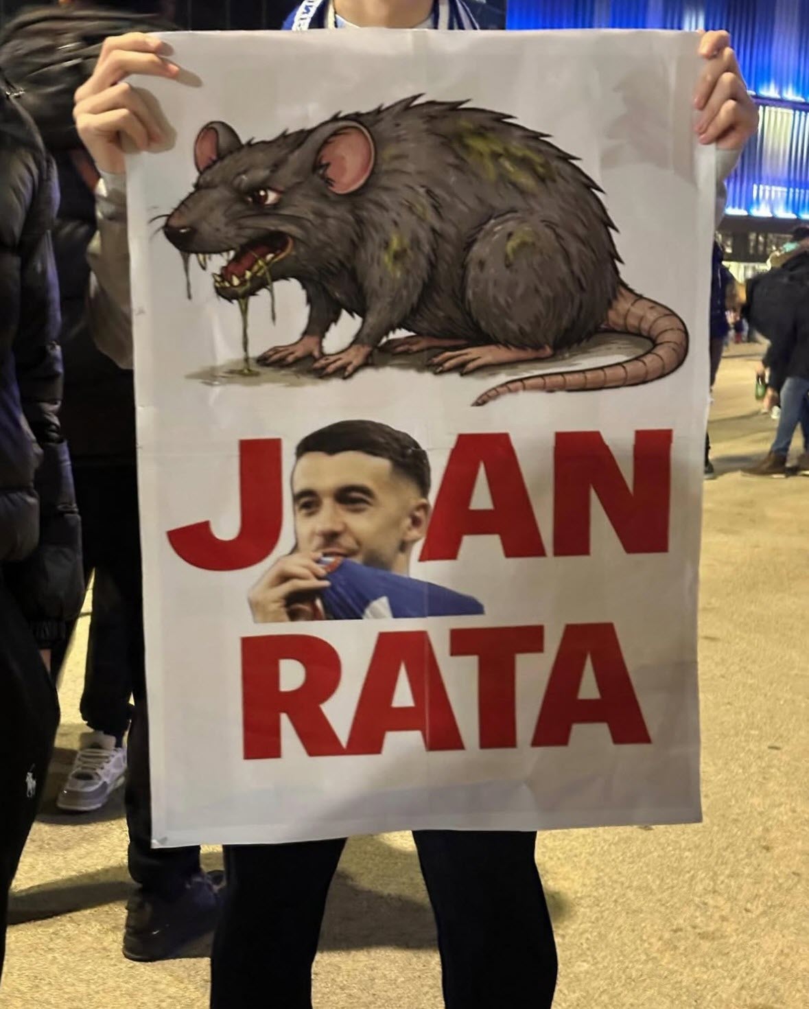 Thủ môn Barca gây choáng váng với "bữa tiệc cứu thua", báo TBN so sánh với Casillas - 5