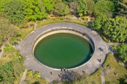 Bí ẩn Giếng Ngọc nghìn năm ở chùa Bái Đính: "Mắt rồng" khổng lồ không bao giờ cạn