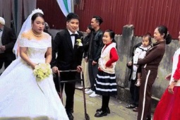 Đám cưới ấm áp của cặp đôi Hà Nội sau hành trình nhiều thử thách