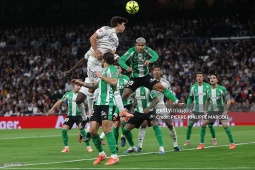 Video bóng đá Real Madrid - Betis: Kẻ đóng thế Mbappe rực sáng, hat-trick ấn tượng (La Liga)