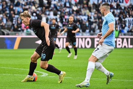 Trực tiếp bóng đá Lazio - Napoli: Đánh nhau lại xảy ra, trọng tài rút 2 thẻ đỏ (Serie A) (Hết giờ)