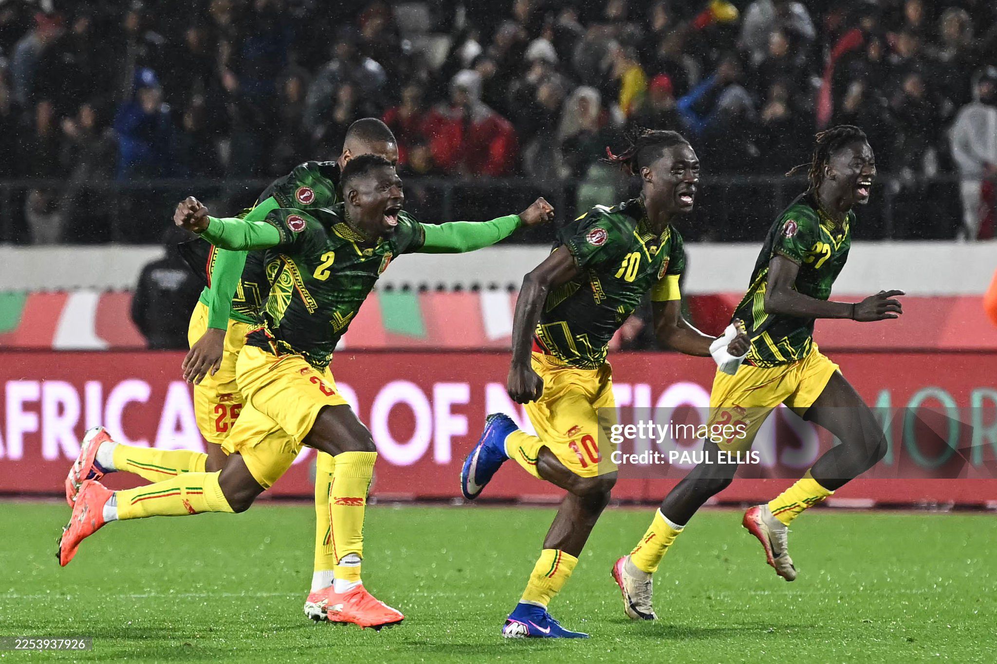 Mali vượt qua Tunisia trên chấm luân lưu