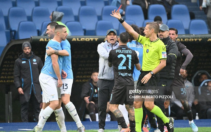 Marusic – Mazzocchi và khoảnh khắc hỗn loạn bên đường biên