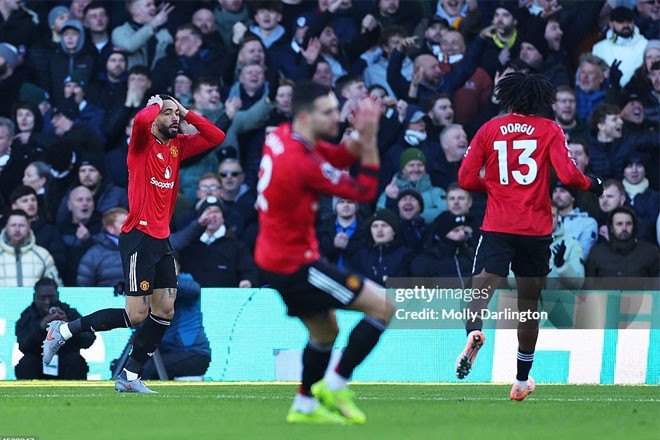 Trực tiếp bóng đá Leeds United - MU: Bỏ lỡ 3 điểm đáng tiếc (Ngoại hạng Anh) (Hết giờ) - 1